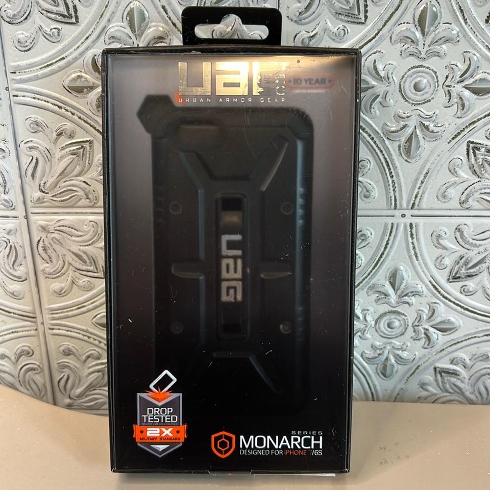UAG Monarch Series iPhone 7/6S